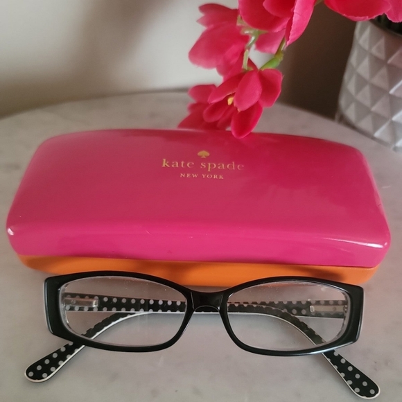 Kate Spade reading 1.75 eyeglasses with case. Used in like new condition. - Picture 6 of 8